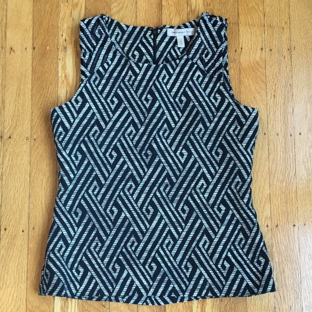 Patterned Sleeveless Top